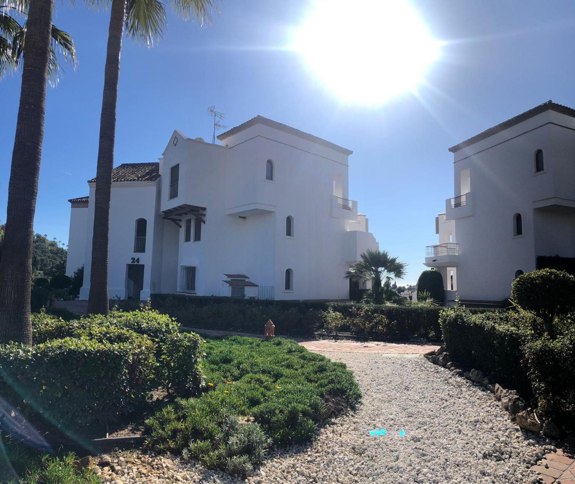 Superior 3Br Golfla Apartment Minutes From Puerto Banus & Marbella Malaga Exterior photo