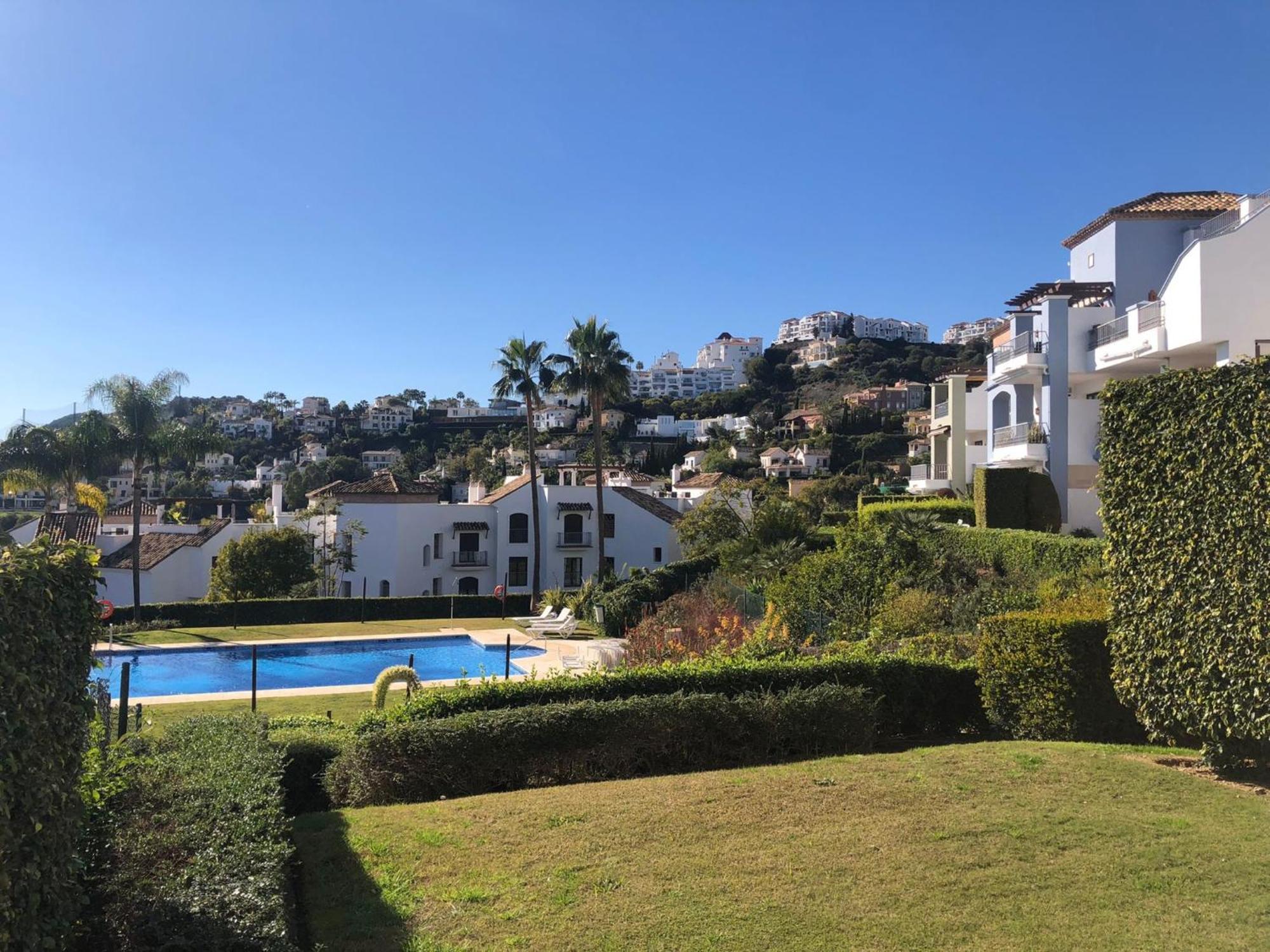 Superior 3Br Golfla Apartment Minutes From Puerto Banus & Marbella Malaga Exterior photo